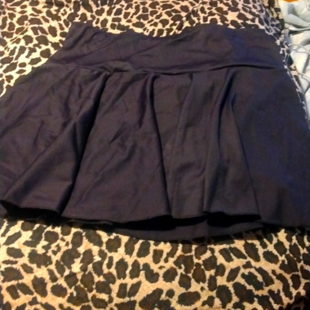 Black swim skirt